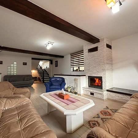 Skyline Villa 아주가 외부 사진